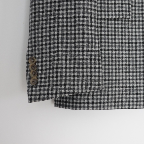 BNWT Harry Rosen Checkered Pattern Black and White Blazer - Size 42S - Picture 2 of 10